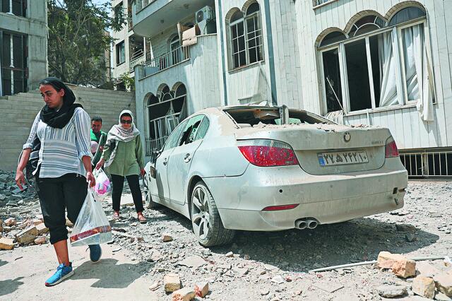 Η δικτατορική παγίδα