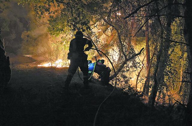 Στάχτη περισσότερα από 62.000 στρέμματα στη Χίο
