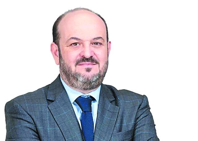 Δημήτρης Λιάκος