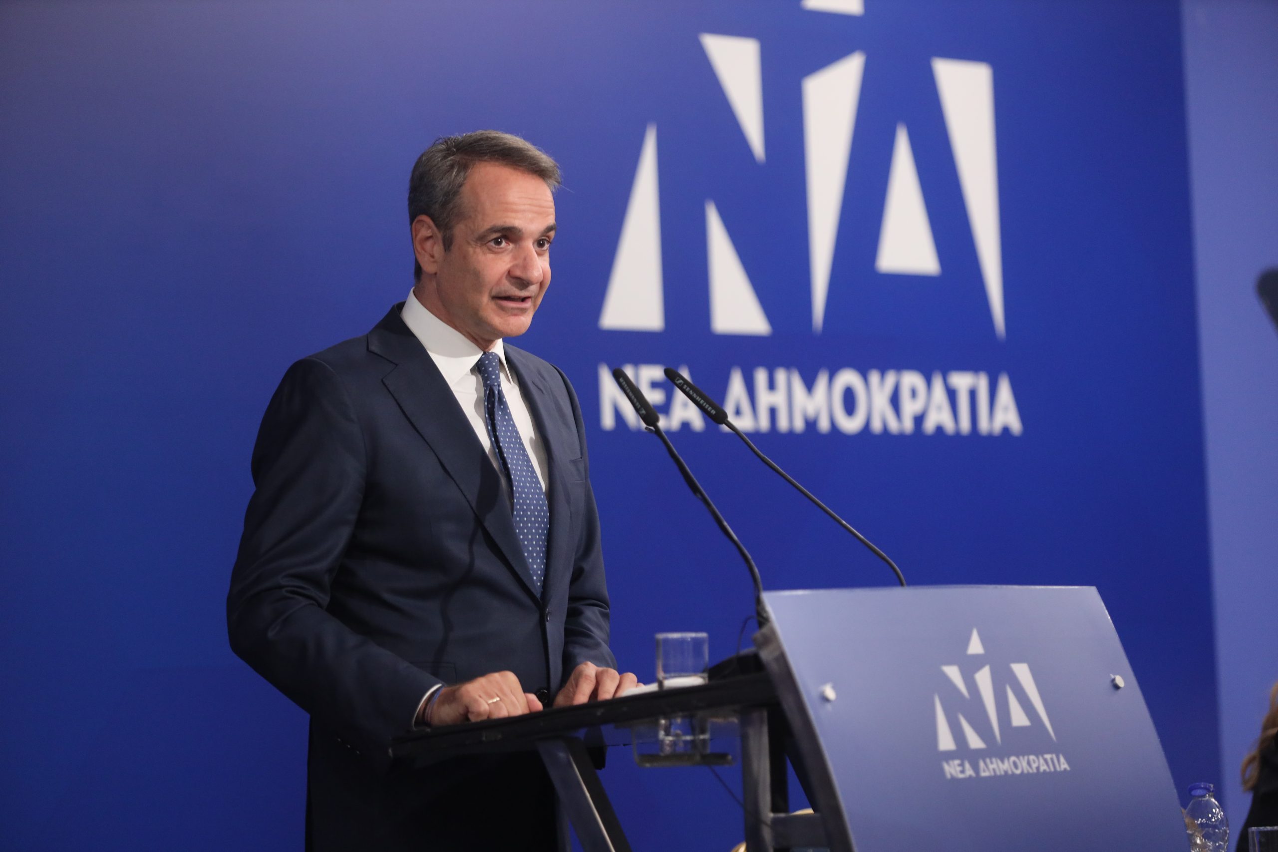 Τι απάντησε ο Μητσοτάκης στην κατηγορία για «εσχάτη προδοσία»