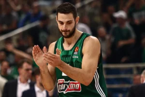 Σοκ με Ιωάννη Παπαπέτρου, σταματάει το μπάσκετ σε ηλικία 31 ετών