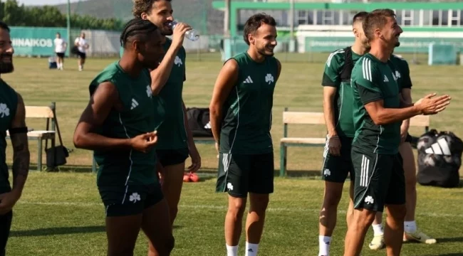 Υποδοχή με… φατούρο στον Τσιριβέγια