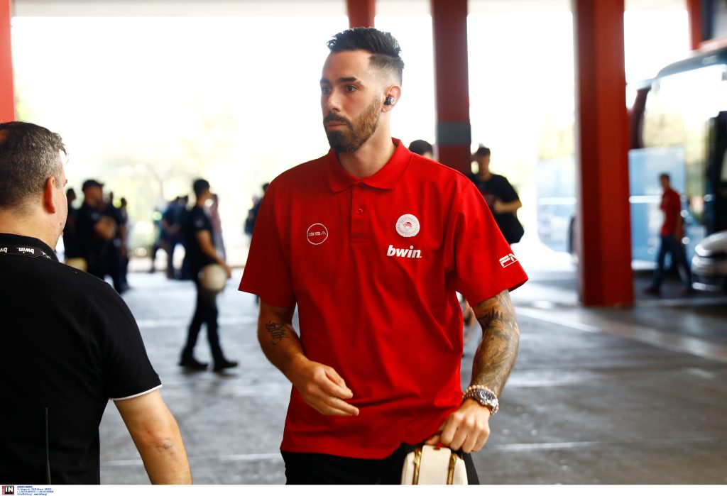 Τίτλους τέλους από τον Ολυμπιακό για τον Λούκα Βιλντόζα