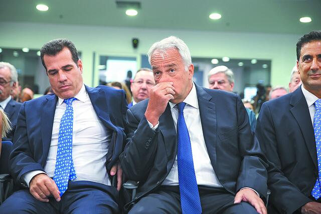 Χωρίς ανθρώπους