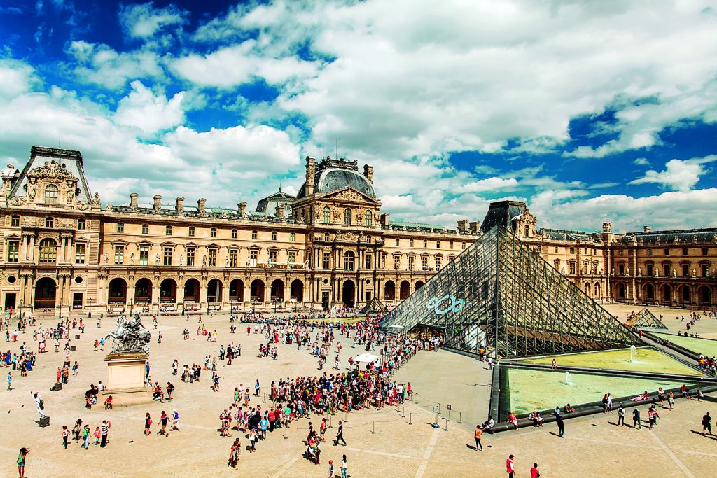 «Νέα Αναγέννηση» για το Λούβρο