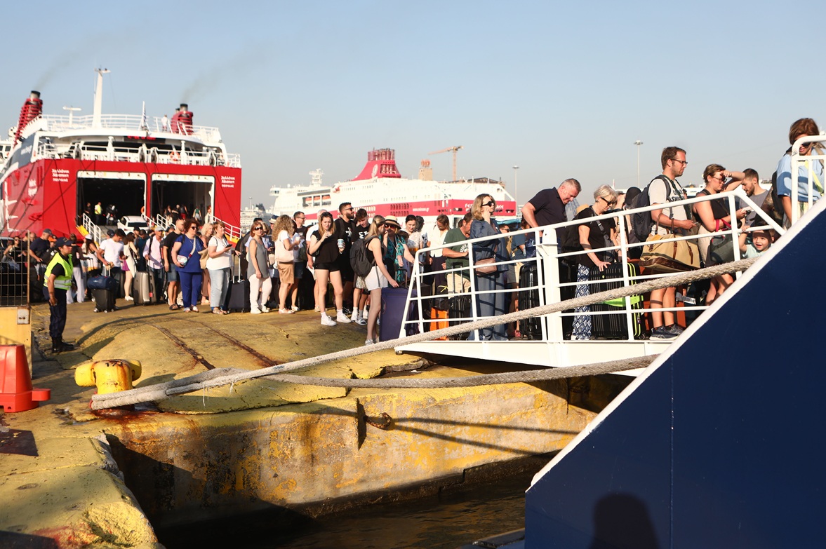 &Tau;&iota; &alpha;&lambda;&lambda;ά&zeta;&epsilon;&iota; &sigma;&tau;&omicron; &kappa;&alpha;&theta;&epsilon;&sigma;&tau;ώ&sigmaf; &chi;&omicron;&rho;ή&gamma;&eta;&sigma;&eta;&sigmaf; ά&delta;&epsilon;&iota;&alpha;&sigmaf; &sigma;&tau;&omicron;&upsilon;&sigmaf; &epsilon;&rho;&gamma;&alpha;&zeta;ό&mu;&epsilon;&nu;&omicron;&upsilon;&sigmaf; &tau;&omicron; 2026