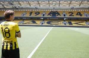 AEK: Φόρεσε το «18» και πάτησε χορτάρι ο Ραζβάν Μαρίν