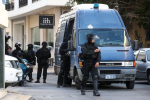 Είχε βιάσει και στραγγαλίσει 73χρονη όταν ήταν μόλις 16 ετών ο Κρητικός που συνελήφθη στα Καλύβια