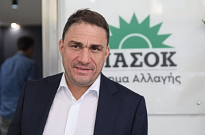 Τσουκαλάς: Ο κ. Ντίλιαν θα κληθεί να καταθέσει ως μάρτυρας στην Εξεταστική, της οποίας τη σύσταση θα ζητήσει το ΠΑΣΟΚ