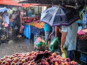 Καιρός: Νέο έκτακτο δελτίο επιδείνωσης – Πού αναμένονται ισχυρές βροχές, καταιγίδες και χαλάζι