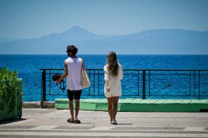 Καιρός: Τοπικές βροχές το Σαββατοκύριακο πριν τον καύσωνα – Η πρόγνωση της Ελίνας Καρέτσου