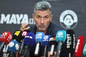 Ουζουνίδης: «Ανεπίτρεπτα λάθη – Εντελώς διαφορετικοί στο δεύτερο ματς»