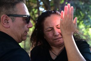 Συγκλονίζει ο πατέρας της Κυριακής Γρίβα: «Ξέρετε τι είναι να κρατάς το παγωμένο χέρι της κόρης σου;»