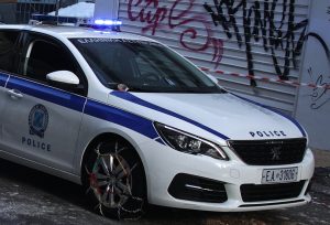 Θεσσαλονίκη: 55χρονη κατηγορείται για βιασμό του γιου της οικιακής της βοηθού – «Ούτε τα μισά δεν ισχύουν»