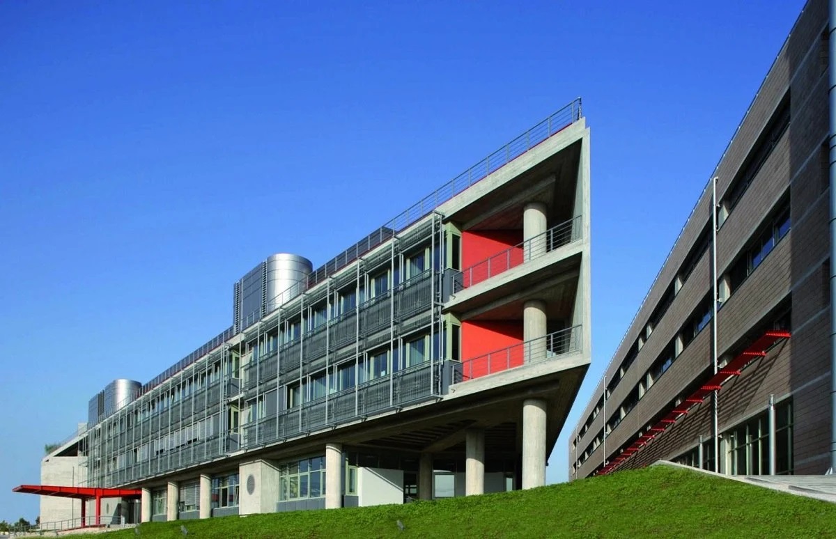 &Alpha;&Kappa;&Tau;&Omicron;R: &Nu;έ&alpha; &sigma;&upsilon;&mu;&phi;&omega;&nu;ί&alpha; &sigma;&tau;&omicron;&nu; &tau;&omicron;&mu;έ&alpha; &tau;&omega;&nu; &Alpha;&Pi;&Epsilon;