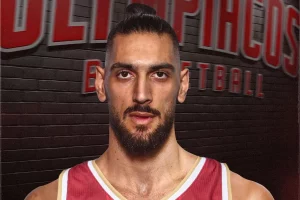 Ολυμπιακός: Στα ερυθρόλευκα ο Καραγιαννίδης