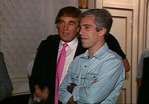 Νέες φωτογραφίες του Τραμπ εντοπίζονται σε έγγραφα που αφαιρέθηκαν από τα αρχεία Έπσταϊν