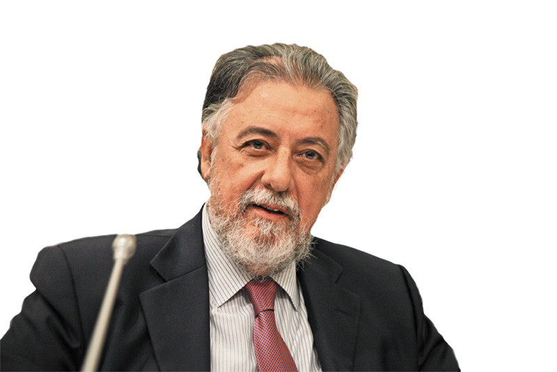 Γιάννης Πανούσης