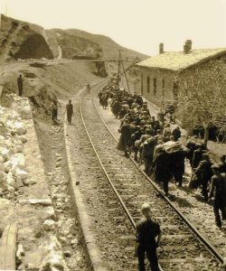 Σ.Σ. Καρυάς: Μνημείο θηριωδίας του ναζισμού