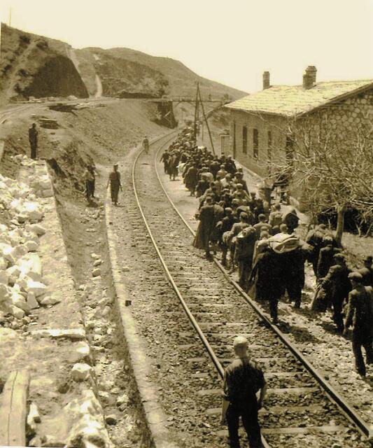 Σ.Σ. Καρυάς: Μνημείο θηριωδίας του ναζισμού