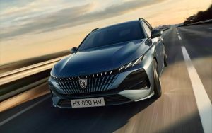 Peugeot 308: Aνανεωμένο με ηλεκτρικές…τάσεις