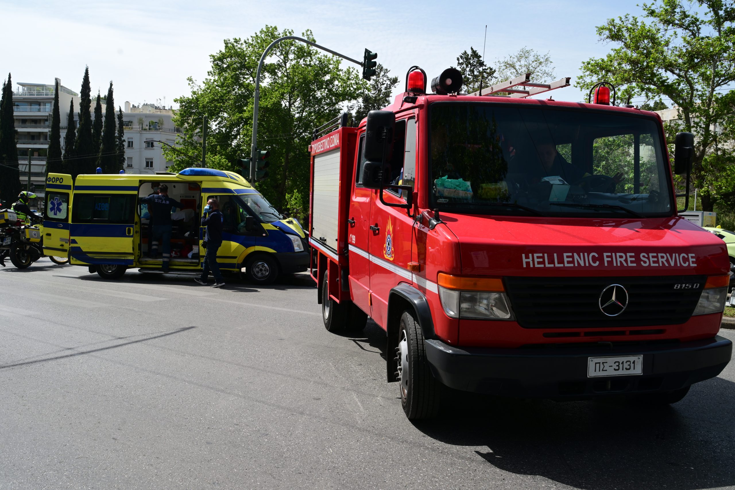 &Theta;&epsilon;&sigma;&sigma;&alpha;&lambda;&omicron;&nu;ί&kappa;&eta;: &Phi;&omega;&tau;&iota;ά &sigma;&epsilon; &epsilon;&pi;&iota;&chi;&epsilon;ί&rho;&eta;&sigma;&eta; &sigma;&tau;&alpha; &Delta;&iota;&alpha;&beta;&alpha;&tau;ά &ndash; &Epsilon;&pi;&iota;&chi;&epsilon;&iota;&rho;&omicron;ύ&nu; 21 &pi;&upsilon;&rho;&omicron;&sigma;&beta;έ&sigma;&tau;&epsilon;&sigmaf; &mu;&epsilon; &epsilon;&pi;&tau;ά &omicron;&chi;ή&mu;&alpha;&tau;&alpha;