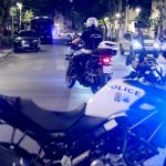 Συνελήφθη γνωστος τράπερ μετά από καταδίωξη στο κέντρο της Αθήνας – Πέταξαν στο δρόμο μαχαίρι