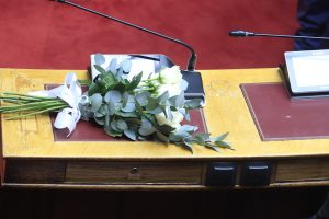 Βουλή: Ενός λεπτού σιγή για τον Απόστολο Βεσυρόπουλο