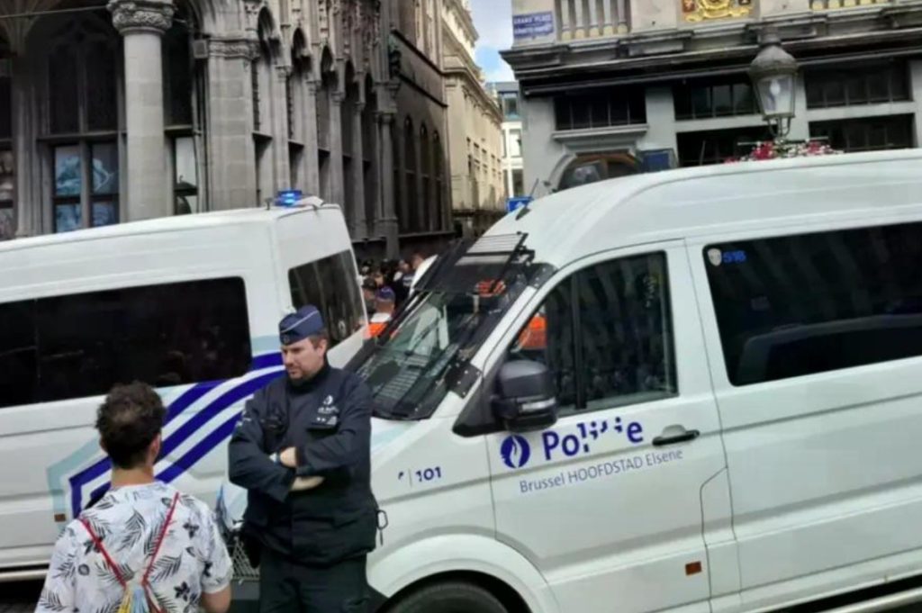 Ελεύθεροι μετά το ματς οι 30 οπαδοί της ΑΕΚ που προσήχθησαν στις Βρυξέλλες