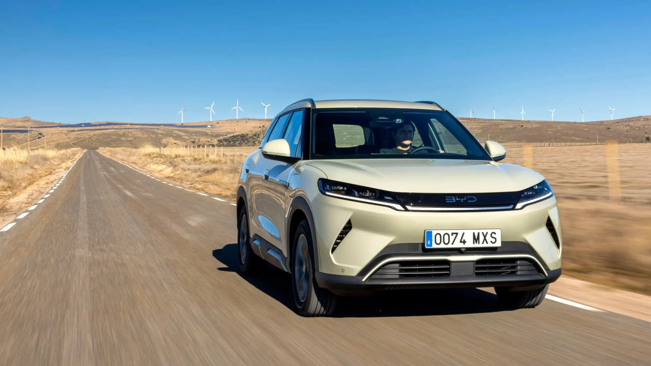 To BYD Atto2 με χαρισματική αυτονομία