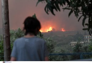 Καπνός πυρκαγιών: Νέα στοιχεία συνδέουν την έκθεση με αυξημένο κίνδυνο καρκίνου