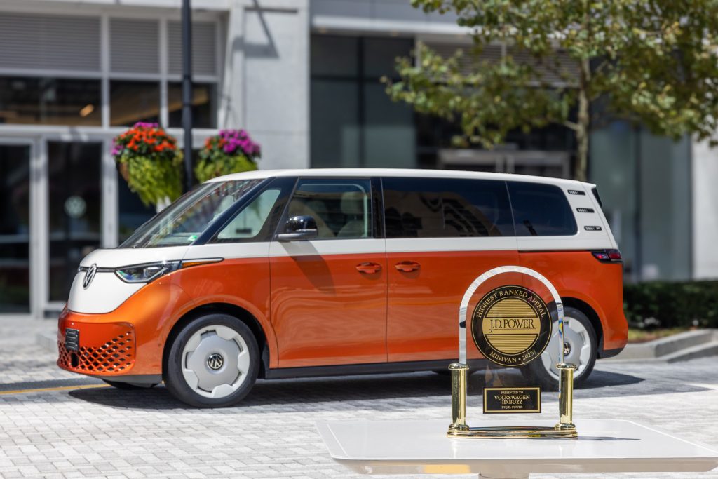 Το Volkswagen ID. Buzz κερδίζει την κορυφή στη J.D. Power APEAL 2025