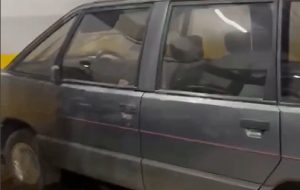 Βίντεο: Ξεχασμένο από το 1992 το αυτοκίνητο του Αντώνη Τρίτση στα υπόγεια του Δήμου Αθηναίων