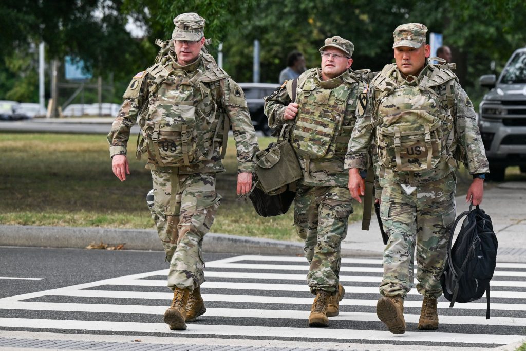 Τι είδους άμυνα;