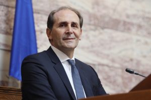 Απόστολος Βεσυρόπουλος: Ποιος ήταν ο πρώτος σε ψήφους βουλευτής Ημαθίας που έφυγε στα 59 του χρόνια