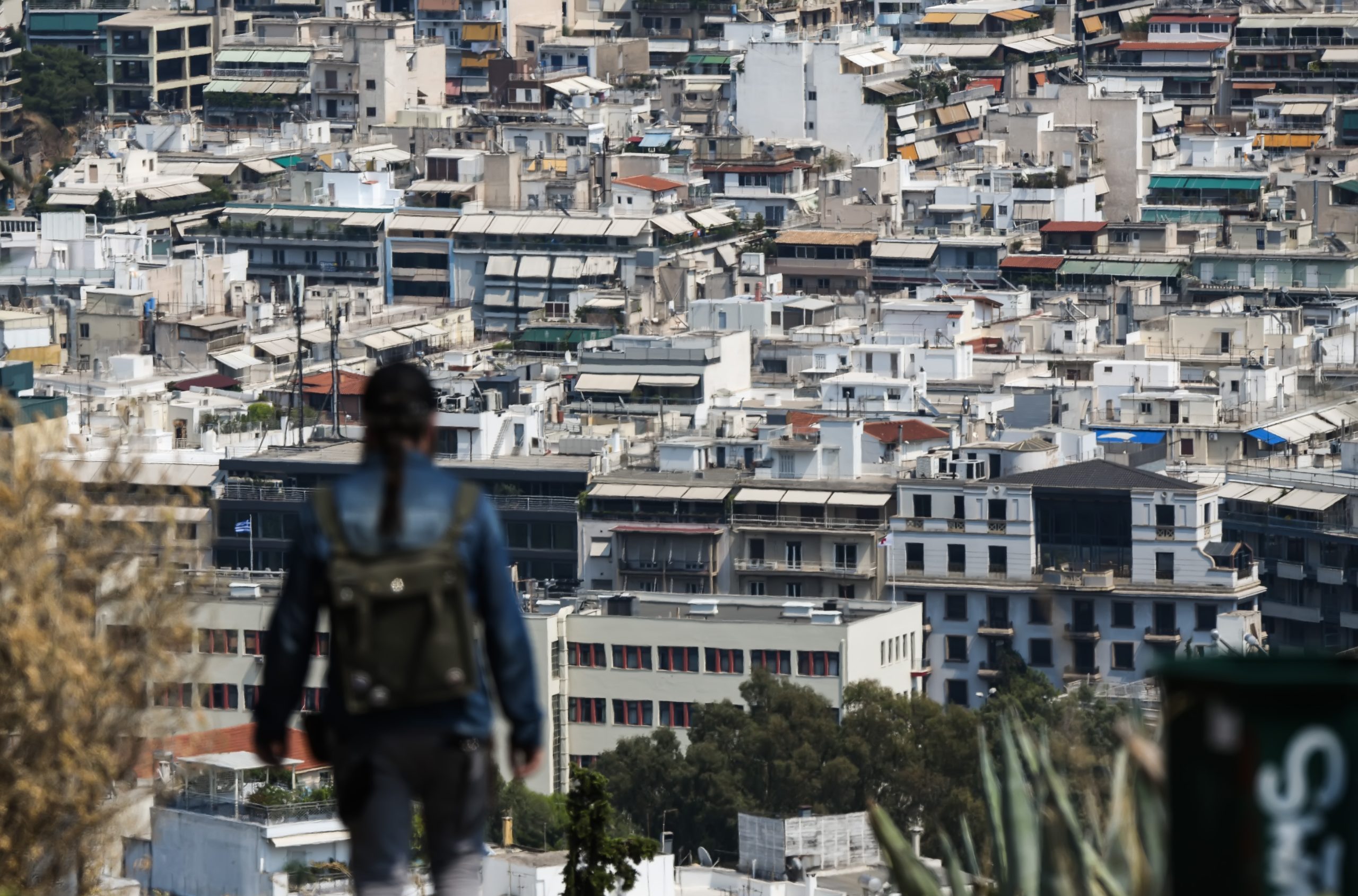 Αυθαιρεσίες σε πολυκατοικίες: Τακτοποιήσεις κοινόχρηστων χώρων μόνο με ομοφωνία των ενοίκων