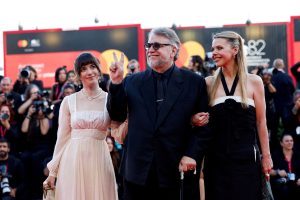 Φεστιβάλ Βενετίας: Ενθουσίασε το «Frankenstein» του Γκιγιέρμο ντελ Τόρο – Κέρδισε 13λεπτο standing ovation