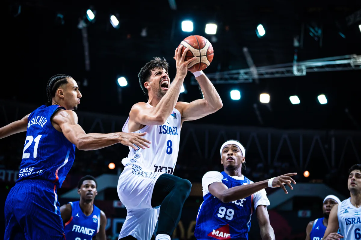 Eurobasket: Το Ιραήλ επικράτησε της Γαλλίας με 82-69 και έβα