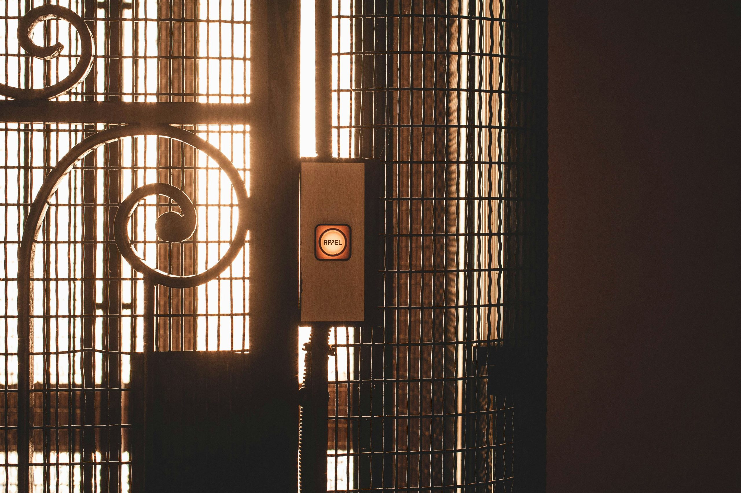 Απογραφή ανελκυστήρων 2025: Πώς και πότε να δηλώσετε το ασανσέρ σας online