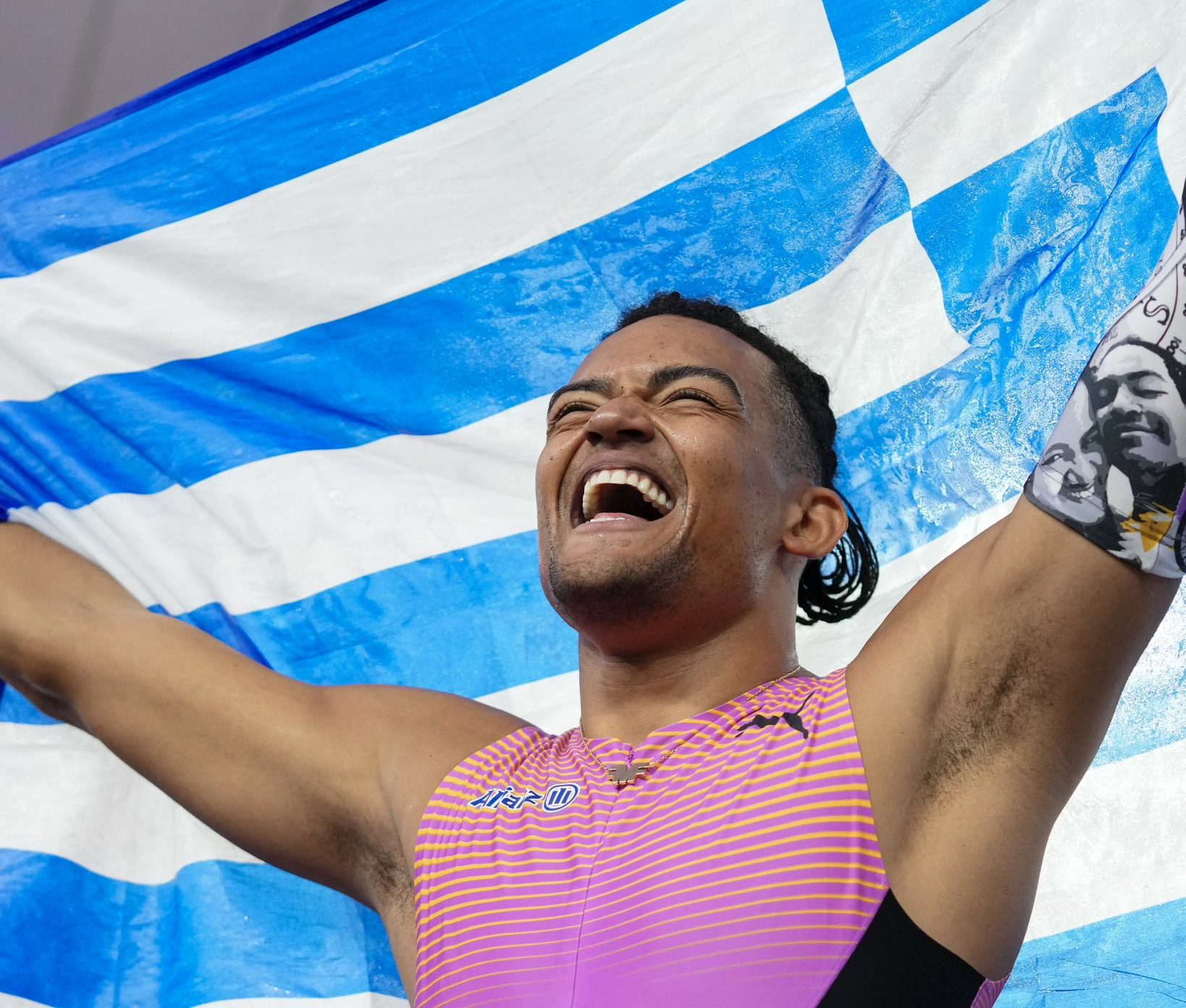 «Χόρεψε» στη βροχή ο Εμμανουήλ Καραλής: Πρώτος στο Diamond League με άλμα στα 6,02!