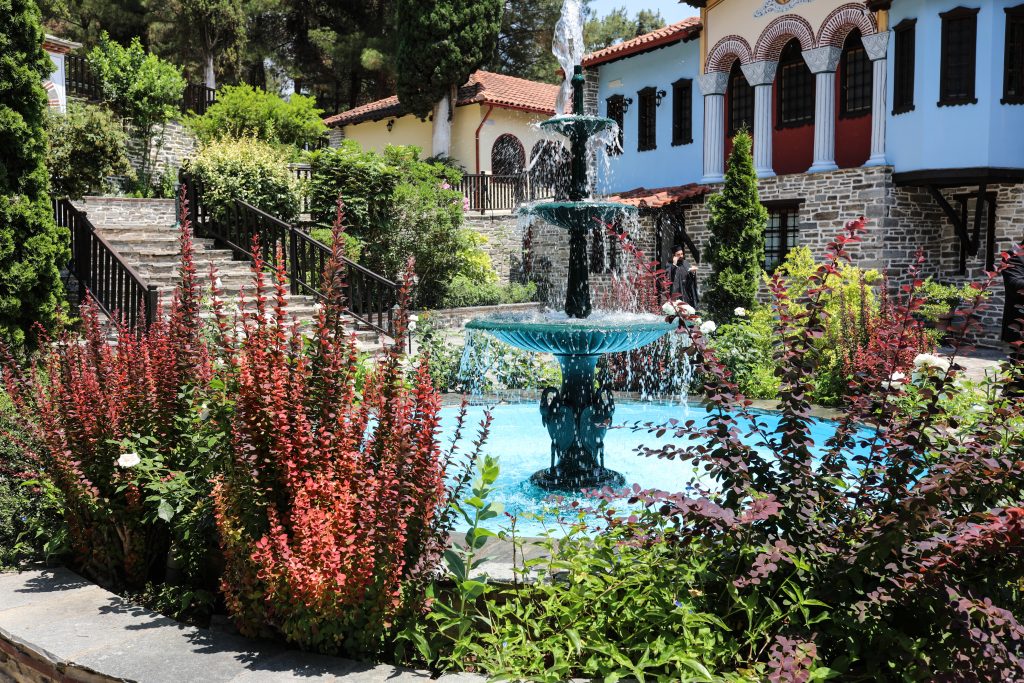 Οι προσκυνήτριες