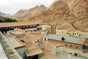 Μνημόνιο συνεργασίας και με τον αδερφό του Σίσι