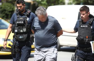 «Ήμουν εθισμένος στον τζόγο και όταν έχανα ήμουν ψυχολογικά άσχημα» είπε ο κατηγορούμενος για εμπρησμούς στην Παλλήνη