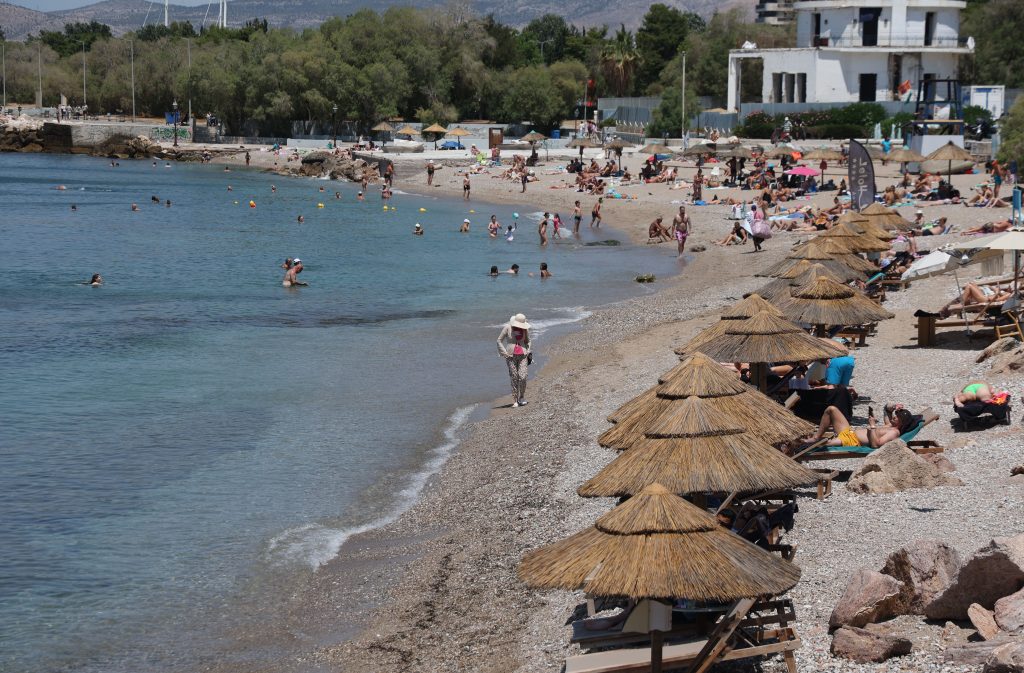 Αύγουστος με επιτίμιο