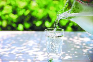 Δωρεάν νερό από την ΕΥΔΑΠ: Ποιοι δικαιούνται το Έκτακτο Ειδικό Τιμολόγιο και πώς εντάσσονται