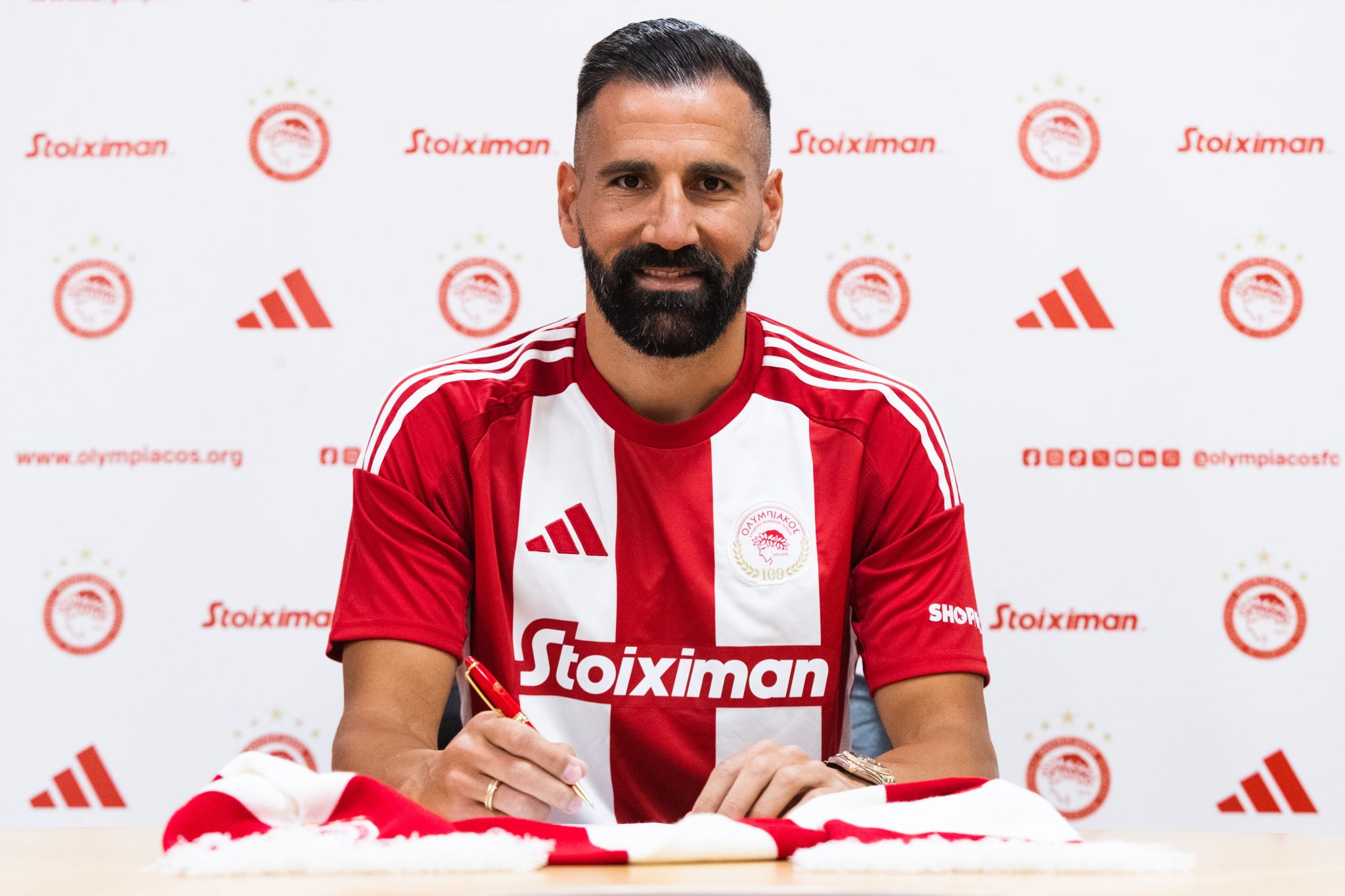 Ολυμπιακός: Επίσημη η επιστροφή Σιόβα!