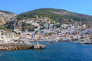 Τα νησιά με τα μάτια συγγραφέων: «Ο νησιωτικός κόσμος φαίνεται σαν την καρδιά του κόσμου»