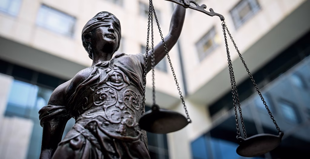 Αντίθετη η  Ένωση Εισαγγελέων Ελλάδος στην αύξηση της θητείας των διοικήσεων των δικαστηρίων και  των εισαγγελιών
