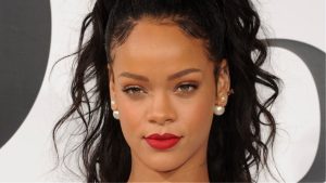 Λος Άντζελες: Συνελήφθη 30χρονη που φέρεται να πυροβόλησε το σπίτι της Rihanna