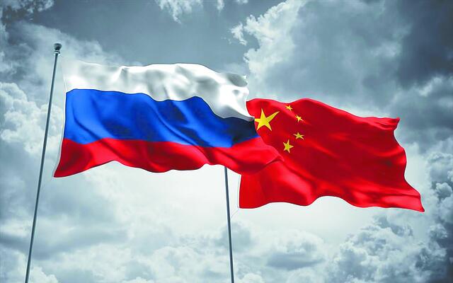 Η Ρωσία προειδοποιεί τη Δύση να σταματήσει να ισχυρίζεται ότι η Μόσχα και το Πεκίνο απειλούν την Γροιλανδία